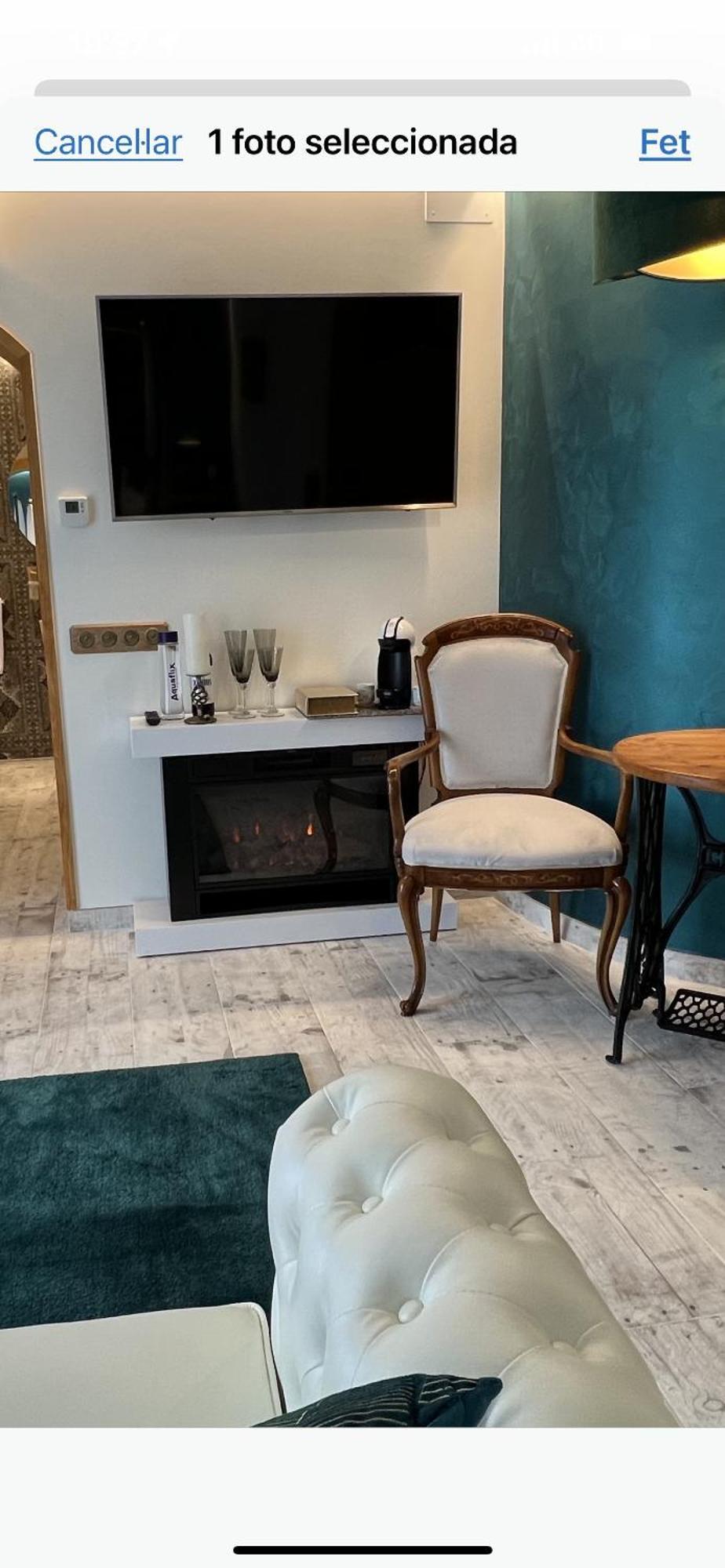 El Moli De Pontons Suites Con Jacuzzi Spa Eksteriør billede