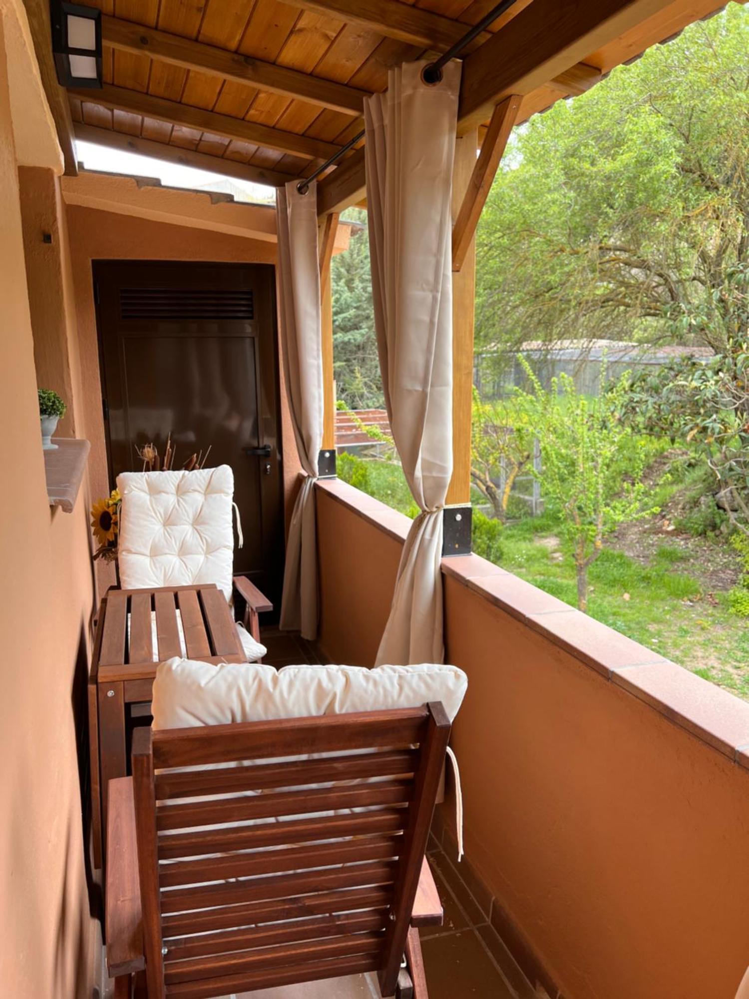 El Moli De Pontons Suites Con Jacuzzi Spa Eksteriør billede