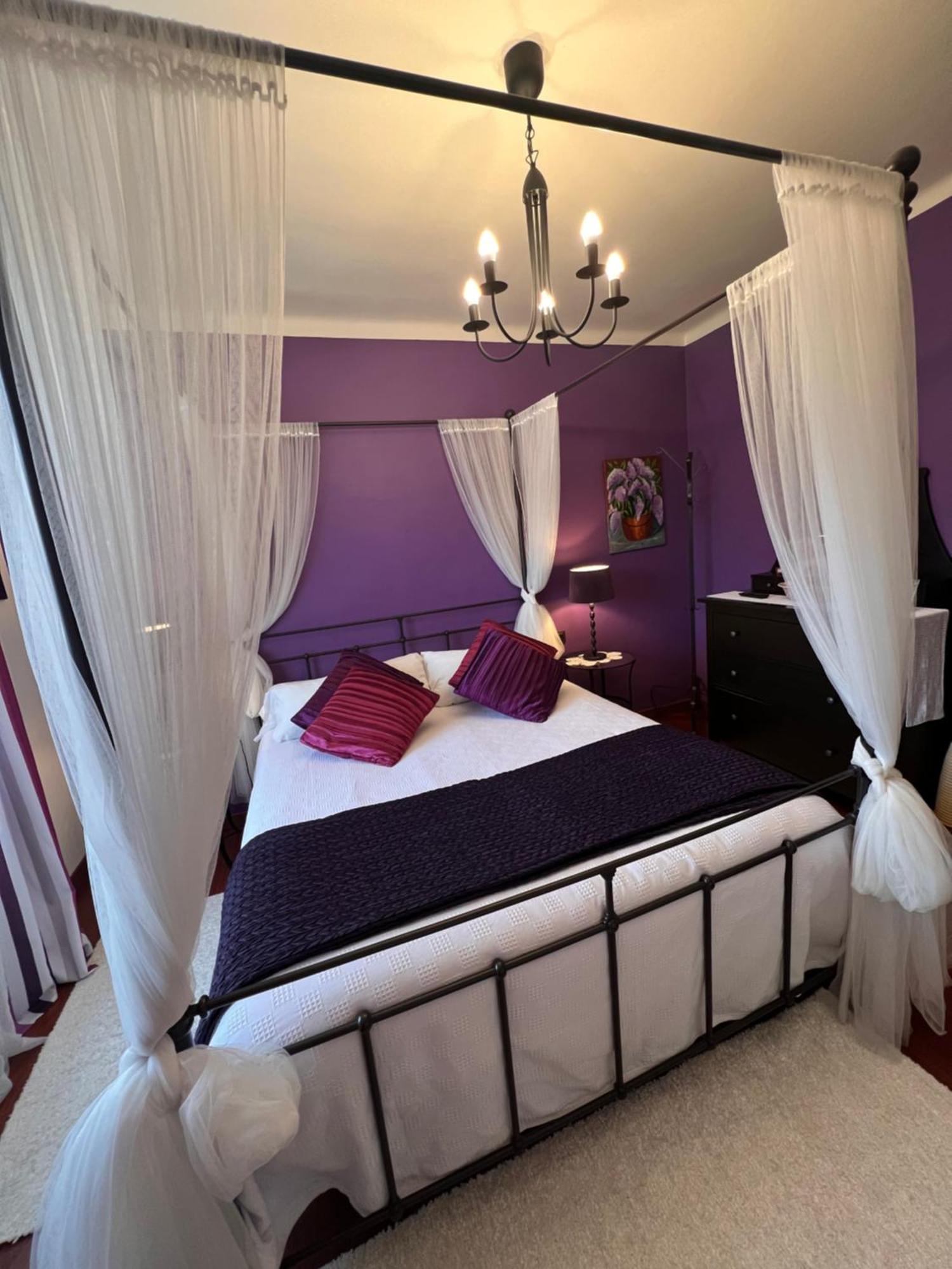 El Moli De Pontons Suites Con Jacuzzi Spa Eksteriør billede