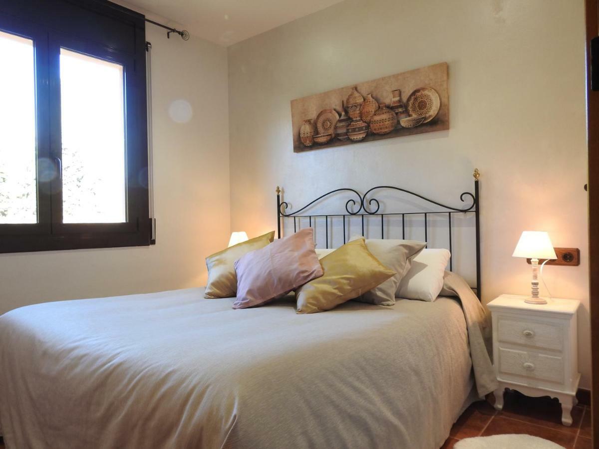El Moli De Pontons Suites Con Jacuzzi Spa Eksteriør billede